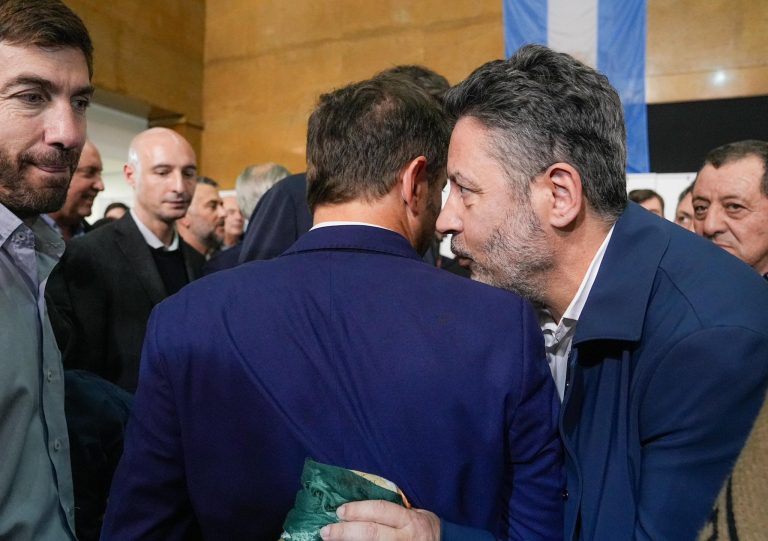 Menéndez: “El gobierno nacional ha desaparecido de sus obligaciones”