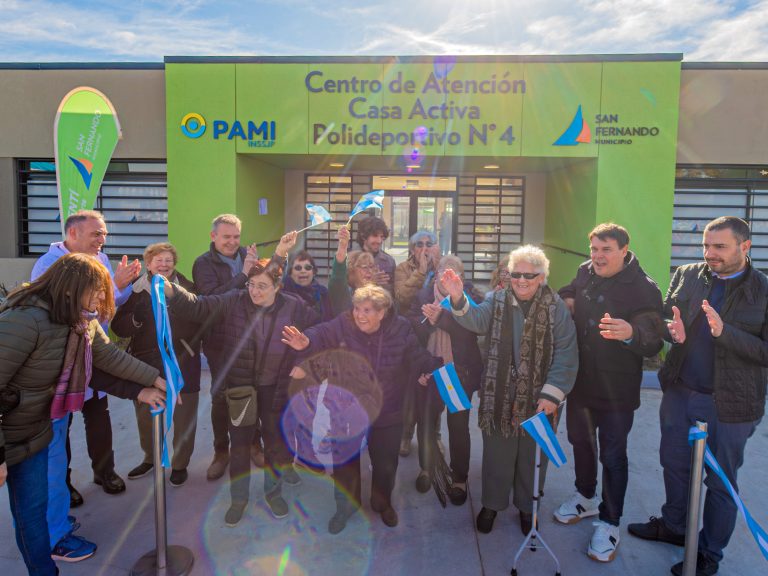 Juan Andreotti inauguró el Centro de Atención “Casa Activa” y las nuevas instalaciones del Polideportivo N°4