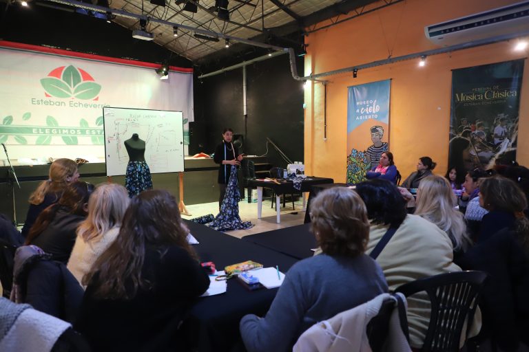 Desarrollaron talleres culturales en Monte Grande