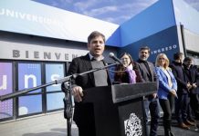 Kicillof inauguró obras en educación y salud