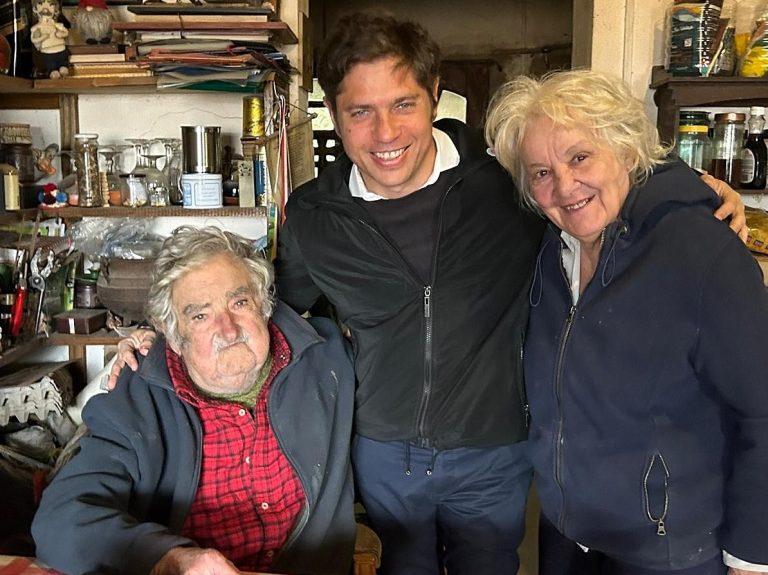 Kicillof visitó Uruguay y se reunió con Mujica
