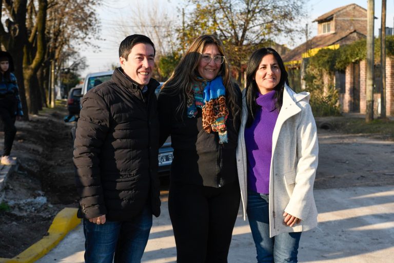 Nardini recorrió una obra de pavimentación finalizada en Los Polvorines