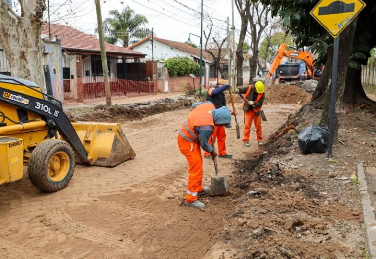 Avanzan las obras de repavimentación en Tomkinson