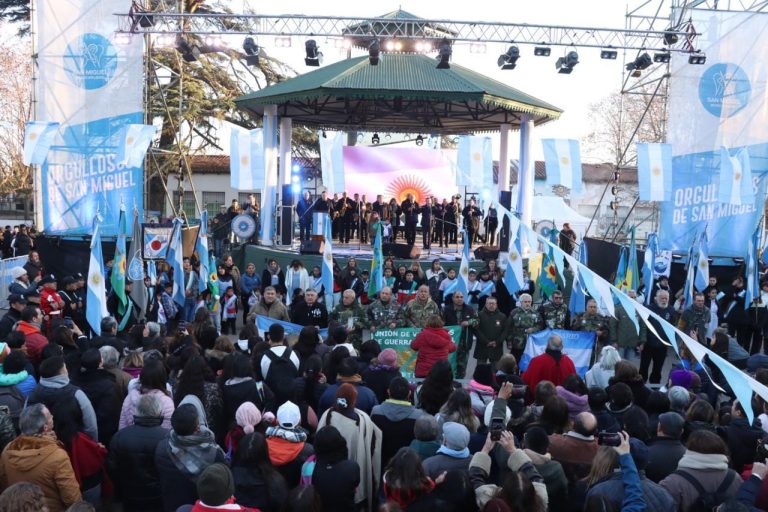 San Miguel montó una gran peña en la Plaza de las Carretas