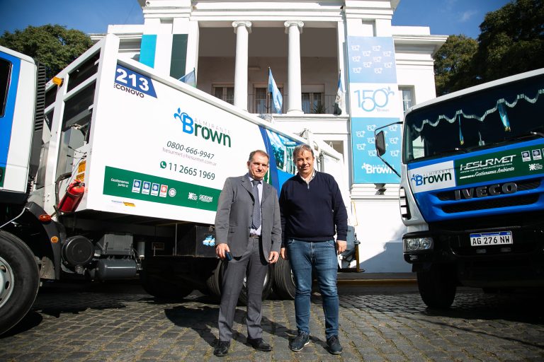 Almirante Brown presentó camiones de última generación para la recolección de residuos