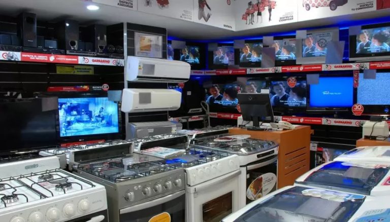 La venta de electrodomésticos disminuyó un 33% interanual en el primer semestre