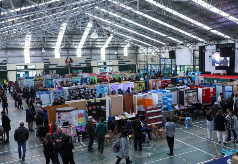 Más de 400 alumnos participaron de la Feria de Educación, Artes, Ciencias y Tecnología