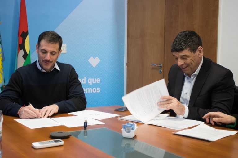 Convenio entre Lanús y la UNAJ