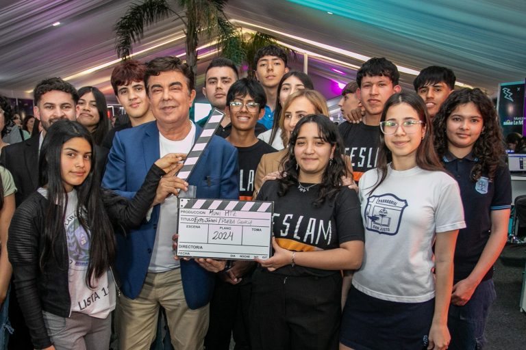 Fernando Espinoza: «La educación y la tecnología son claves para transformar el futuro»