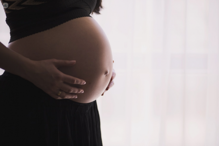 Argentina redujo el embarazo adolescente un 60% en 10 años