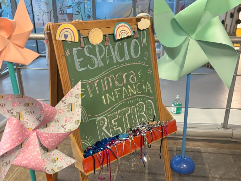 Granados y Larroque entregaron aportes y firmaron convenios para niñez y adolescencia