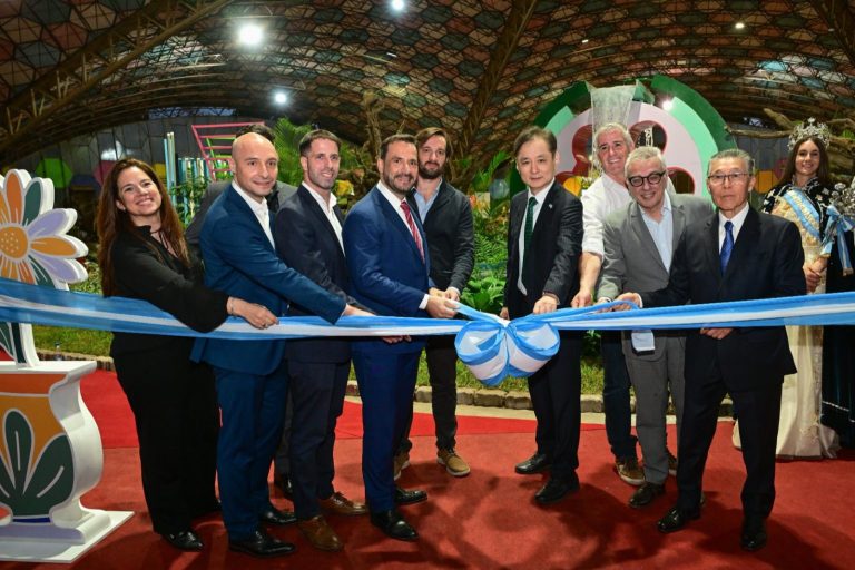 Se realizó la gran inauguración de la 61ª Fiesta Nacional de la Flor
