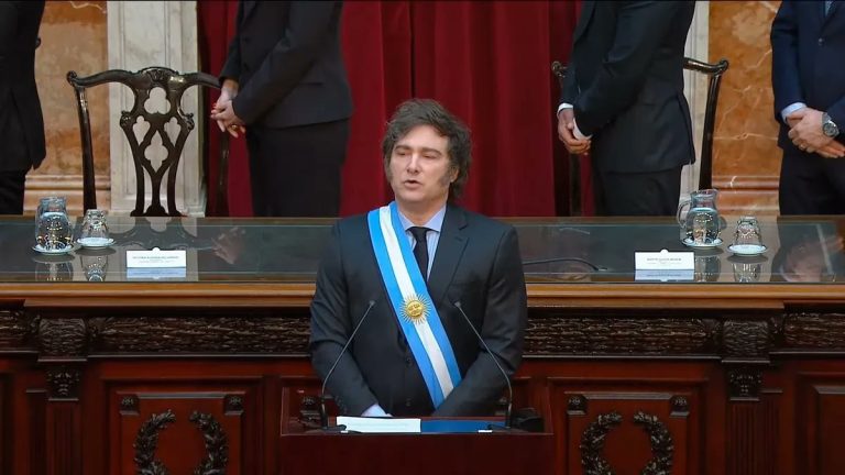 Milei presentó el Presupuesto 2025 y proyecta un dólar a $ 1.207 y una inflación del 18,3%