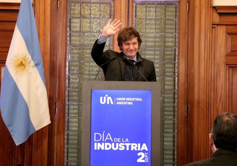 Milei le respondió a Cristina Kirchner: “De economía vos no entendés mucho”