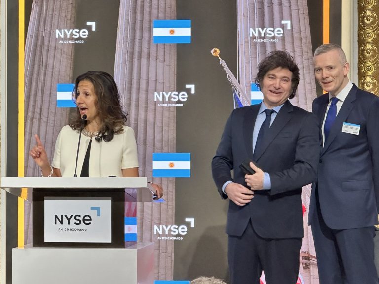 Milei tocó la campana en Wall Street y visitará a Elon Musk