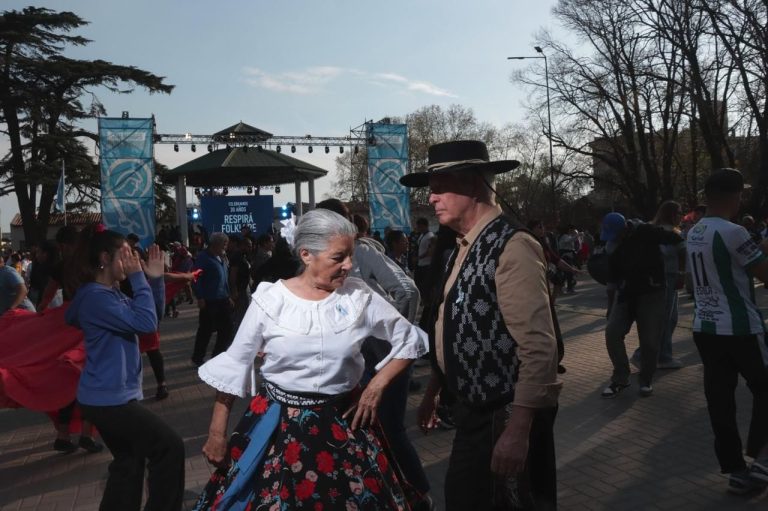 San Miguel celebró los 30 años de “Respirá Folklore” en el marco de las Fiestas Patronales