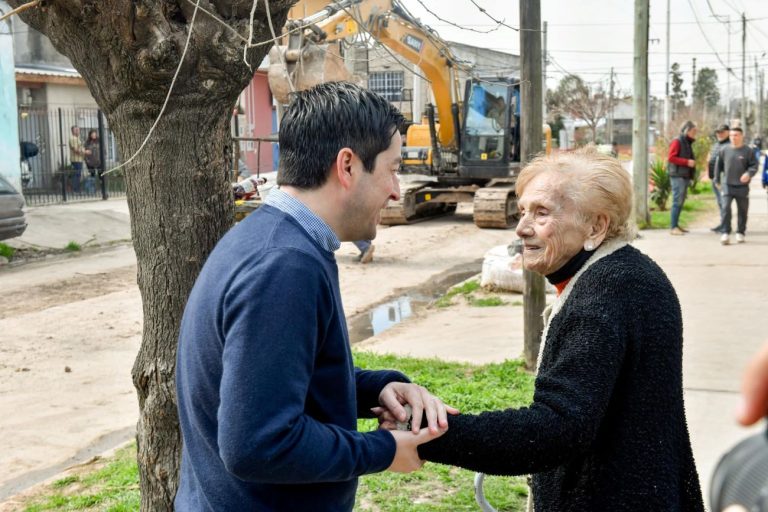 Nardini supervisó el avance de la obra hidráulica en Ing. Adolfo Sourdeaux