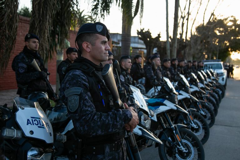 Megaoperativo policial rotativo en Almirante Brown