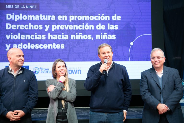 Cascallares presentó una diplomatura clave para el bienestar de los chicos