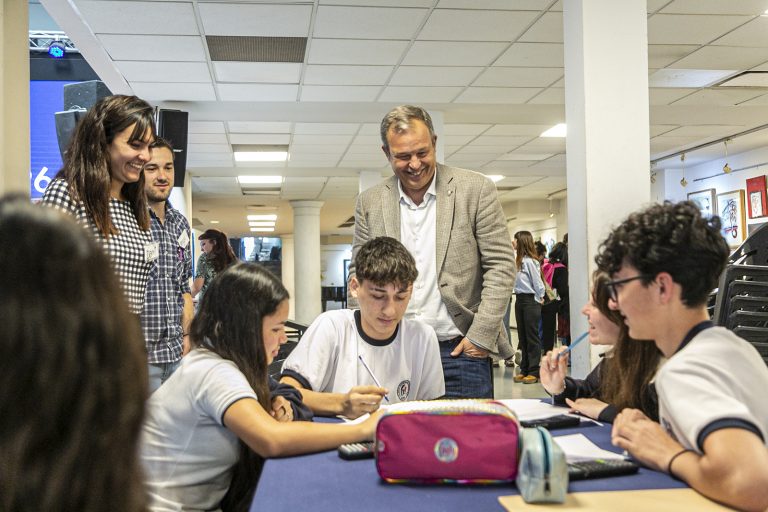 Cascallares destacó a estudiantes que participan en las Olimpíadas de Matemáticas