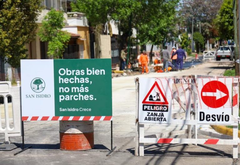 Comenzaron las obras de repavimentación en la calle El indio