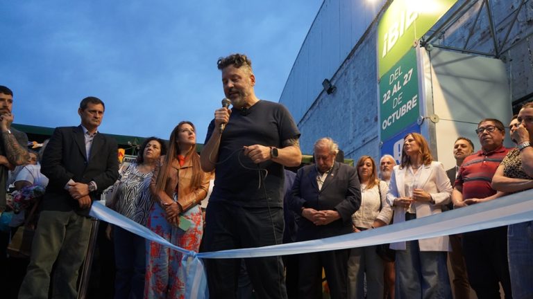 Se inauguró la séptima Feria del Libro de Merlo
