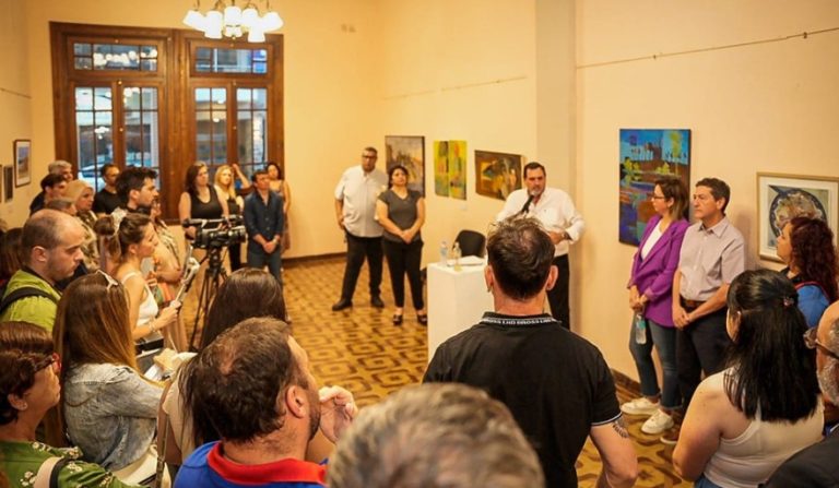Exposición de pintura en el Teatro Roma