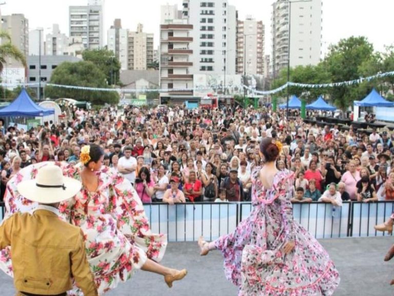 Lomas celebró el Día de la Tradición en comunidad