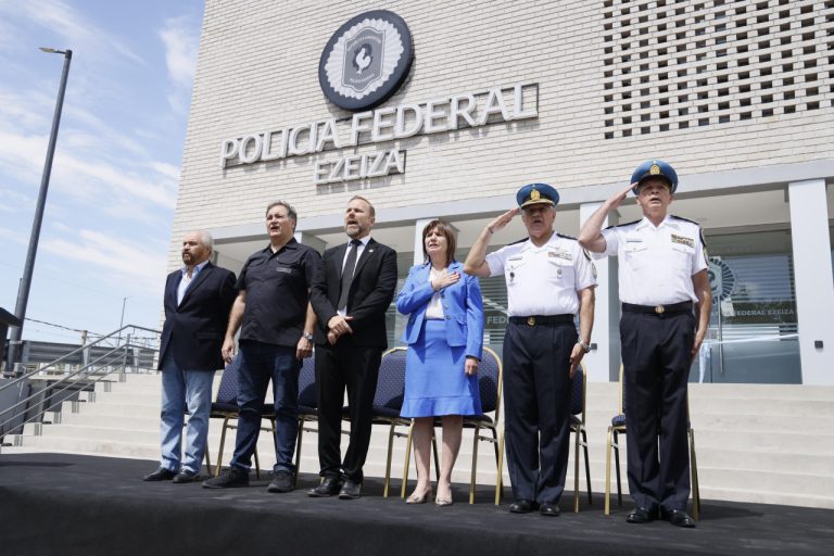 Ezeiza inauguró un nuevo edificio para la Policía Federal