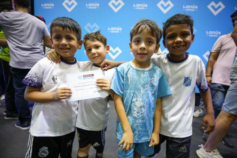 Entrega de premios a clubes de barrio