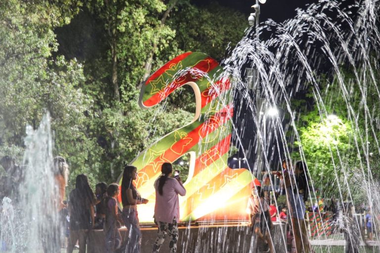 Ferraresi inauguró el Parque Navideño de Avellaneda