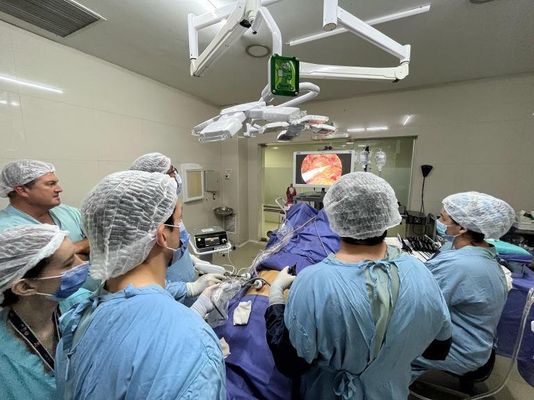 Realizaron una novedosa cirugía  de próstata en el Hospital Larcade de San Miguel