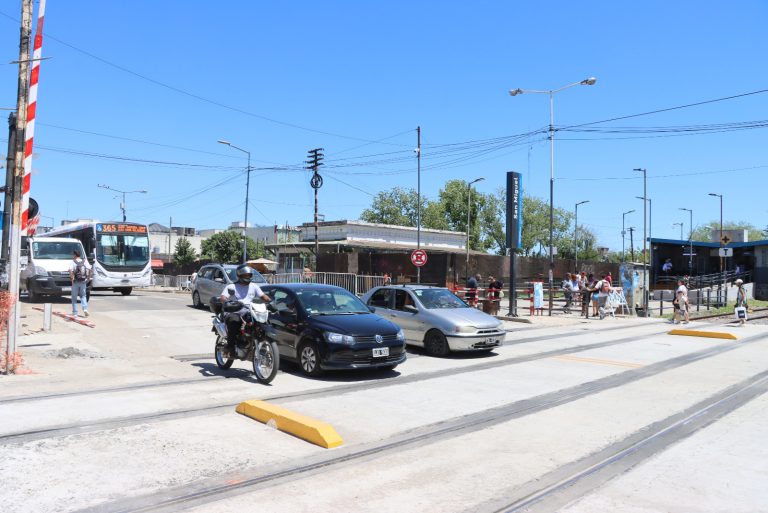 Se habilitó en San Miguel el paso a nivel de Av. Balbín y las vías del Tren San Martín