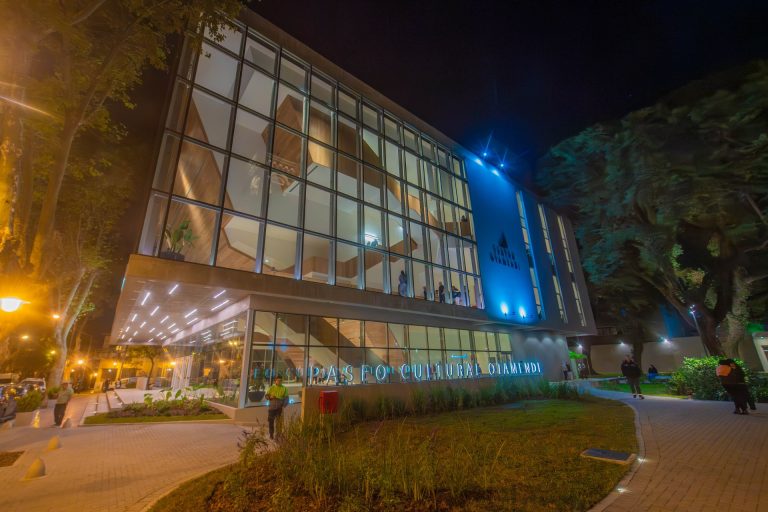 Se inauguró en San Fernando el Nuevo Teatro Otamendi
