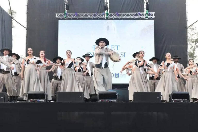Festival de cultura y tradición en Malvinas Argentinas