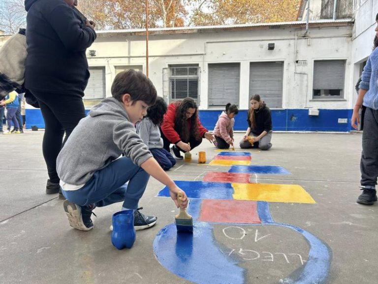 Lomas realizó Jornadas de la Comunidad por la Educación