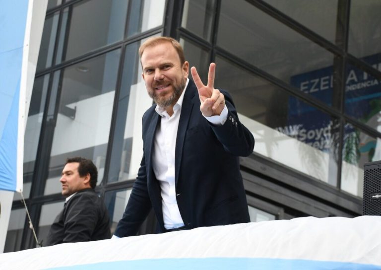 El tiempo le dio la razón: el gesto político desde Ezeiza que anticipó el regreso