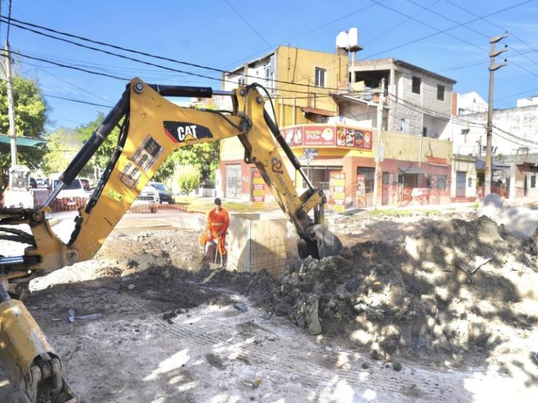 Avanza la reconstrucción de la avenida Recondo en Fiorito