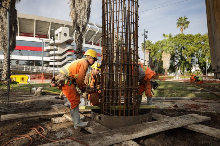 Avanza en Núñez la obra de ampliación y renovación del Puente Labruna