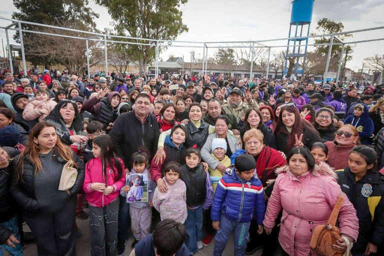 Se inauguró la plaza ARA General Belgrano en San Francisco Solano
