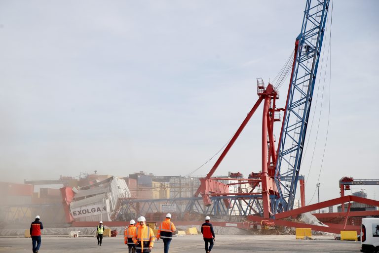 Iniciaron las obras de ampliación del muelle en el Puerto de Dock Sud