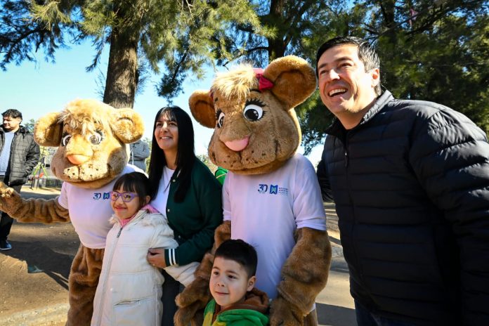 25f36501-5e0a-4098-b94d-c7a2fcc5f13e