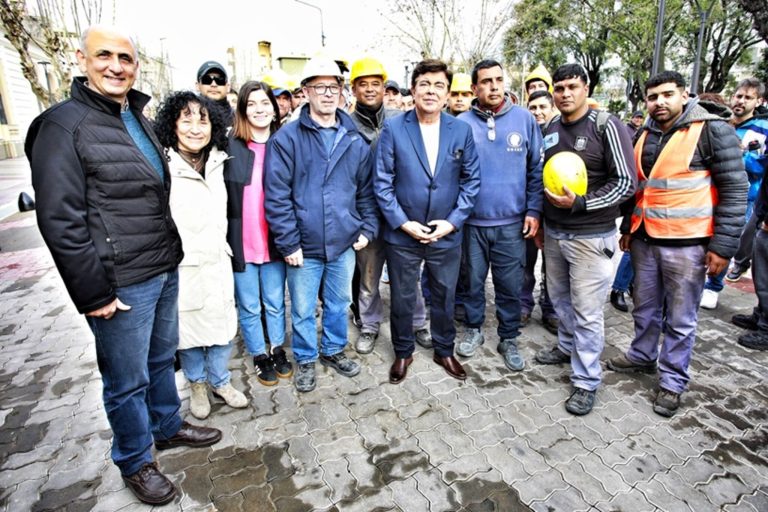Espinoza inauguró la nueva semipeatonal de San Justo