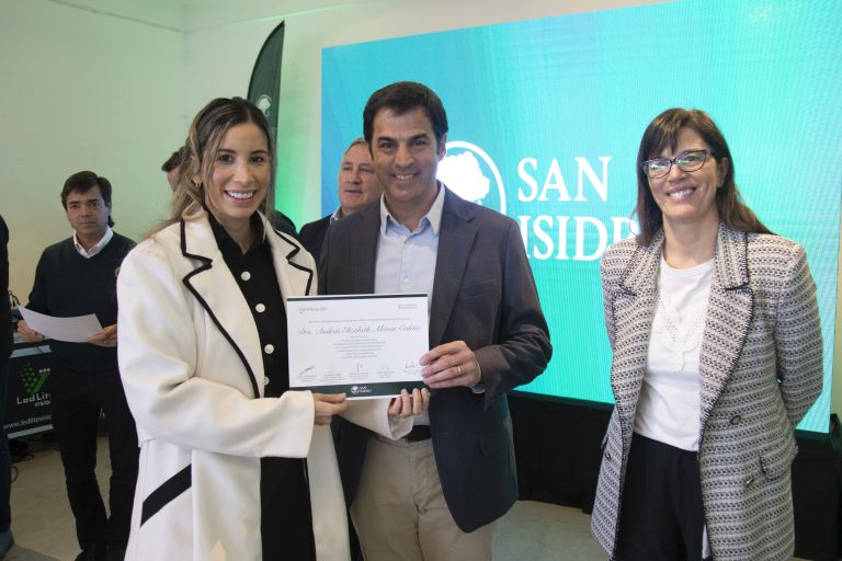 Ramón Lanús reconoce a los nuevos profesionales de la salud egresados de sus hospitales