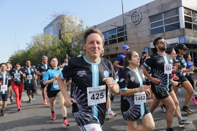 Con la Maratón San Miguel Arcángel, comenzaron las Fiestas Patronales 2025