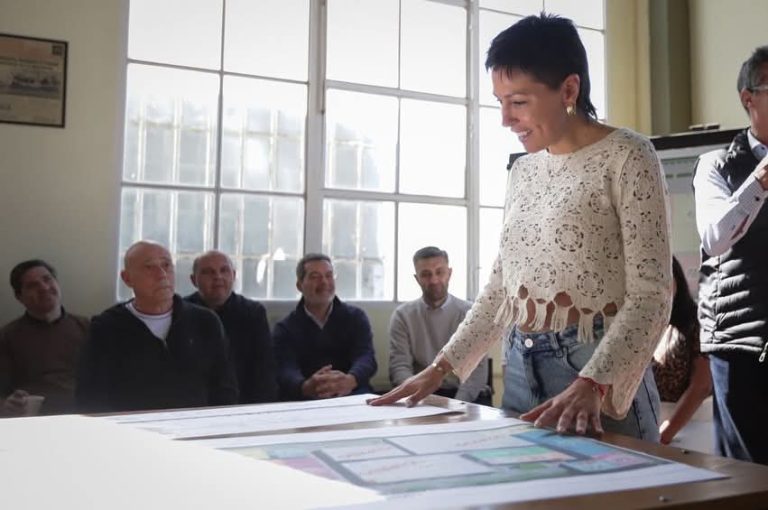 El Parque Industria La Bernalesa recibió el documento con su nueva reglamentación