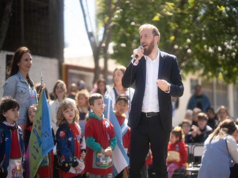 El Jardín de Infantes N° 911 de Temperley celebró sus 50 años junto a la comunidad