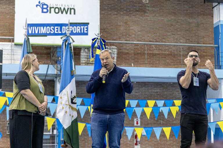 Almirante Brown fue sede del 7º Encuentro por la Identidad y los Derechos de las Personas Sordas