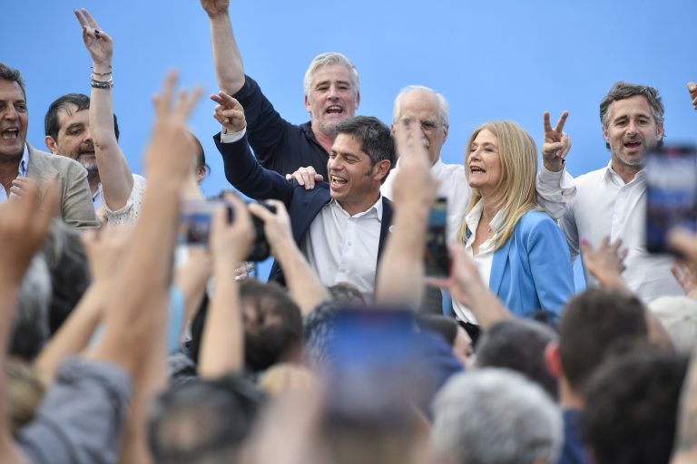 Kicillof en San Martín: “Este domingo el pueblo de la provincia de Buenos Aires va a volver a votar en defensa propia”