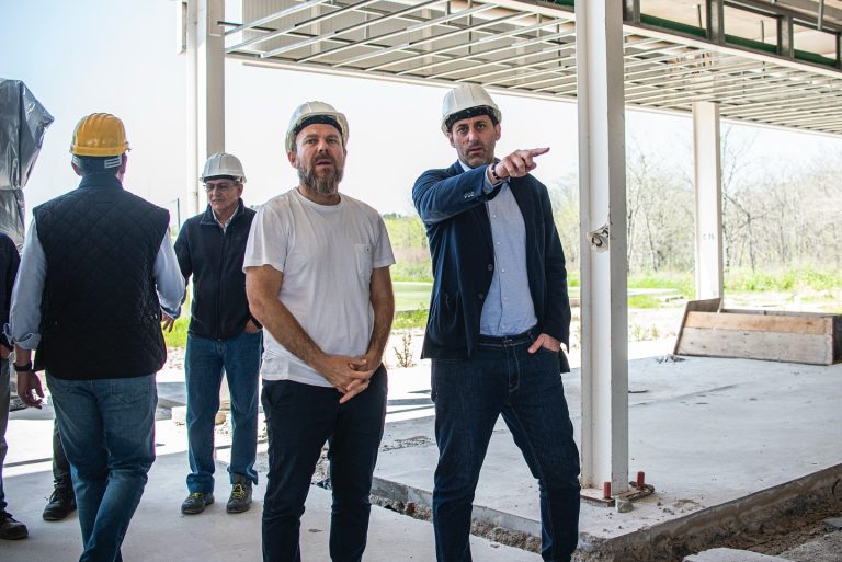 Gastón Granados y Diego Milito supervisaron las obras del Centro Deportivo de Racing en Ezeiza